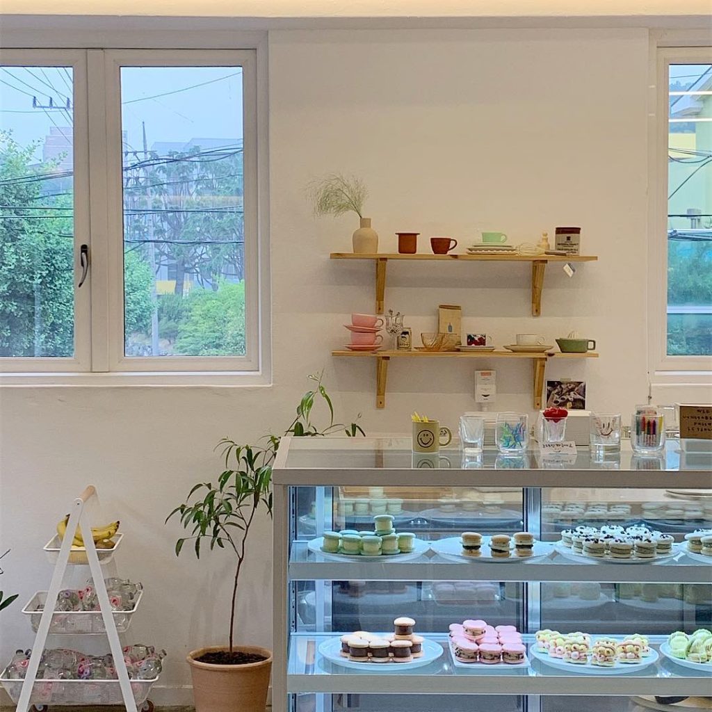 Korean aesthetic story template Korean cafe aesthetic Instagram story template wood tones coffee plants