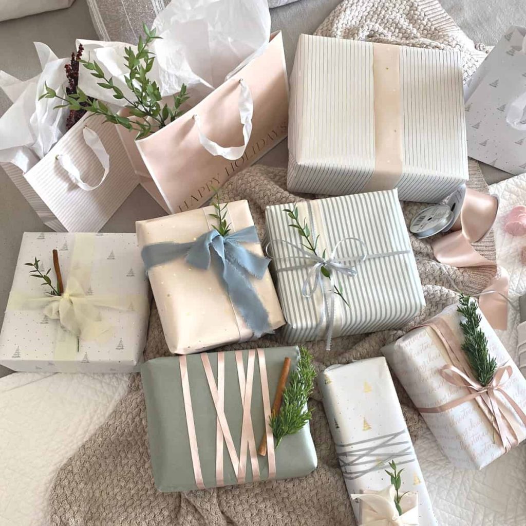 aesthetic beauty promo story template gift-wrapped beauty products with fairy lights and a 'Holiday Edit' banner in gold